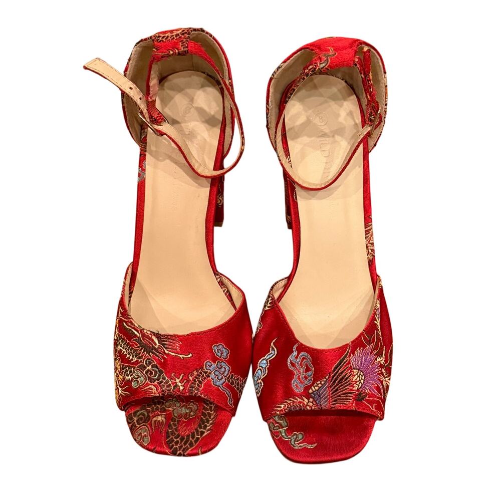 Wild Diva Y2K Red Chinese Embroidered Satin Heels Ankle Strap Size 8